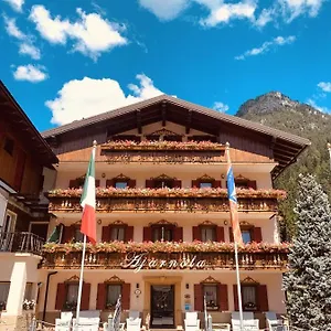 Garni Ajarnola Italië