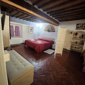 La Casa Del Conte By Francigena , Siena Italy