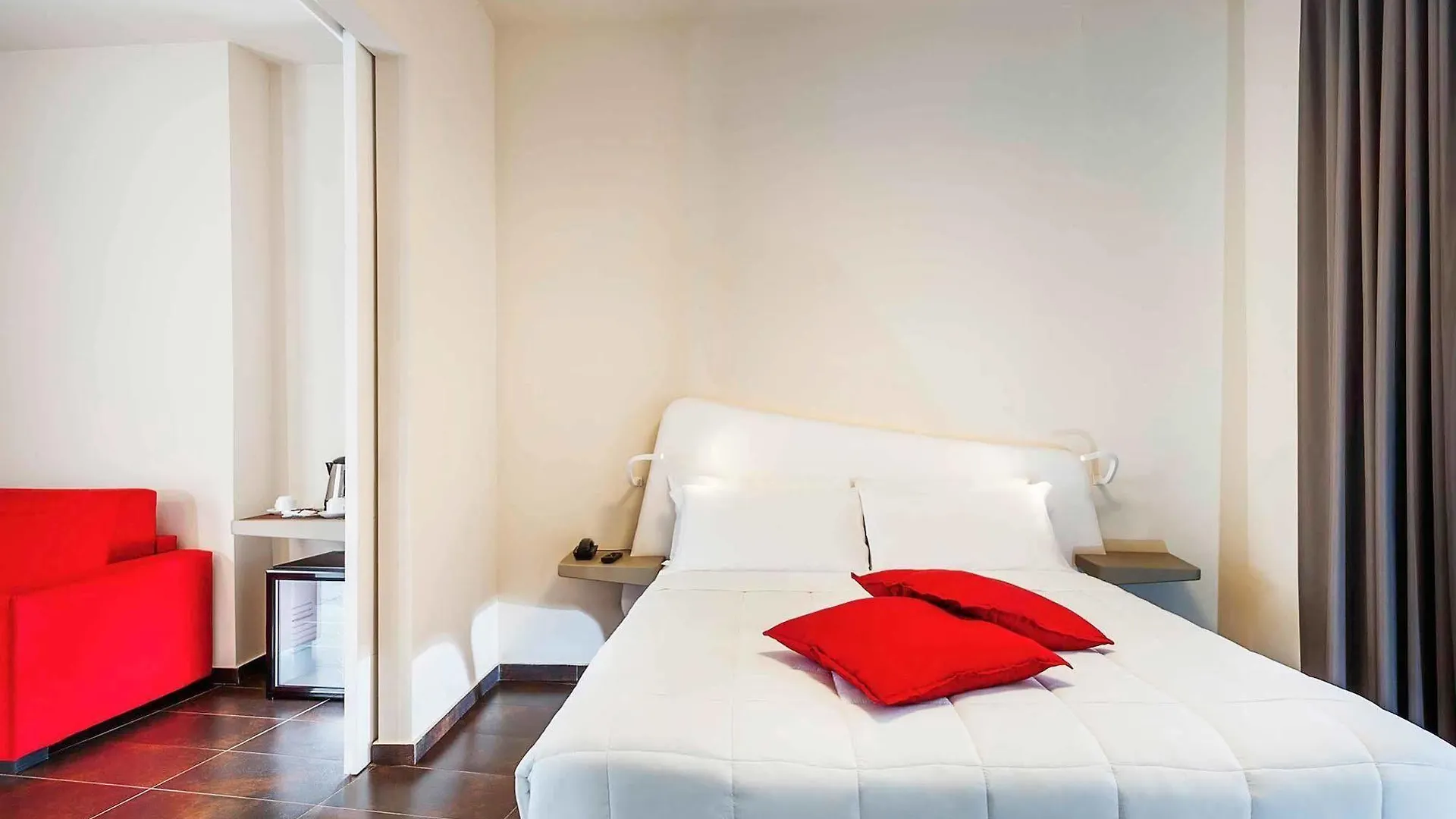 Отель Ibis Styles Palermo President